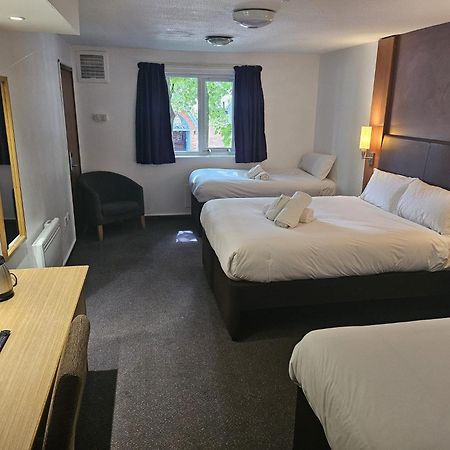 V Lodge Manchester Middleton  Eksteriør bilde