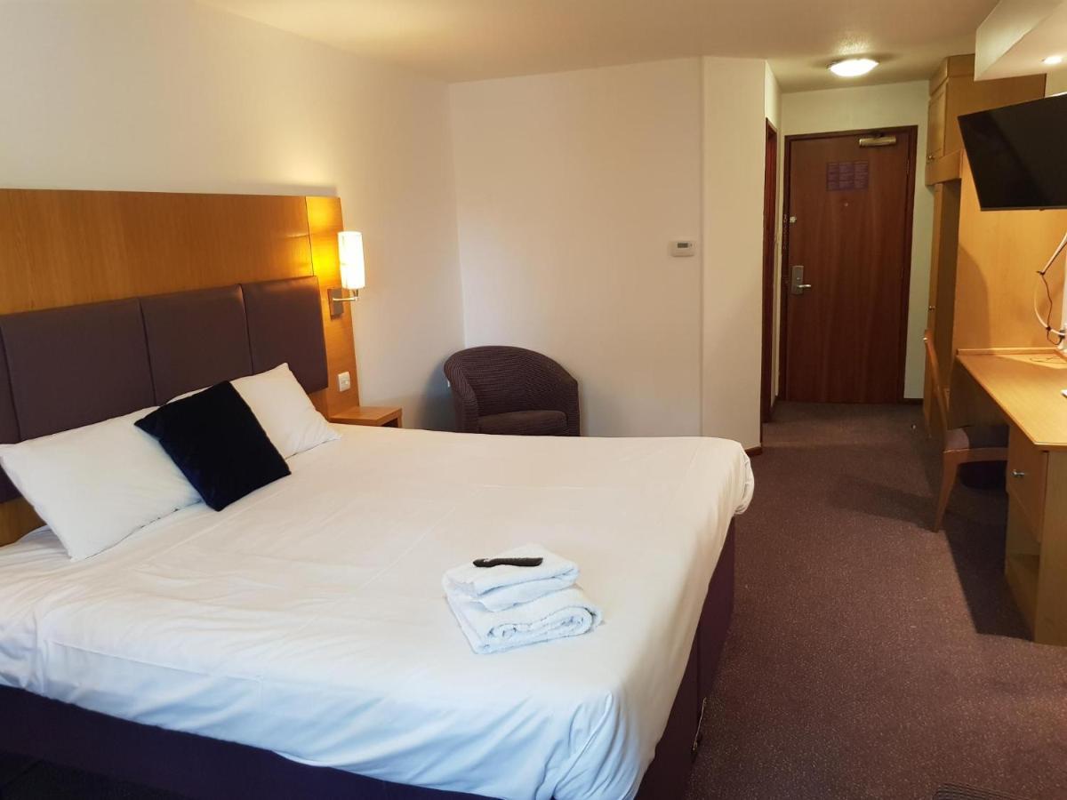 V Lodge Manchester Middleton  Eksteriør bilde